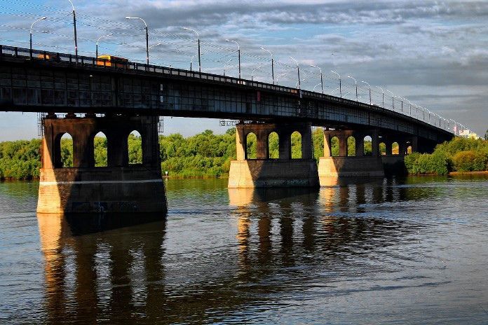 В Омске нашли подрядчика, который отремонтирует Ленинградский мост