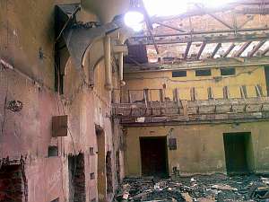 "Пионер" - памятникам пример