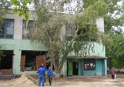 Здание под филиал Детский поликлиники №6 в пос. Входной в Омске