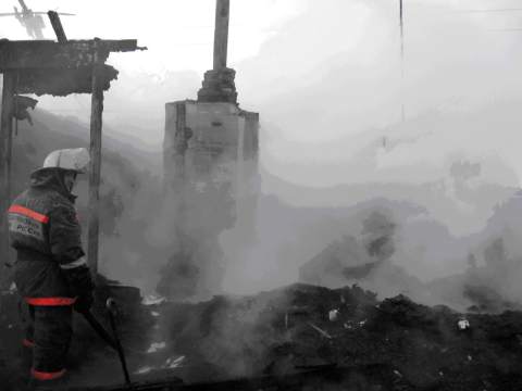 Пожар в Нижнеомском районе деревне Локти Пожар в Нижнеомском районе деревне Локти