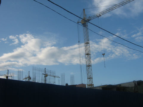 Строительство жилого квартала "Кристалл-2" в Омске Строительство жилого квартала "Кристалл-2" в Омске