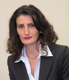 Александра Абазова