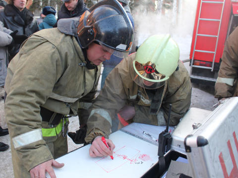 Пожар в цехе Агрегатного завода в Омске