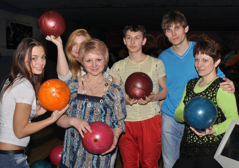 Турнир по боулингу среди риэлторов Турнир по боулингу среди риэлторов