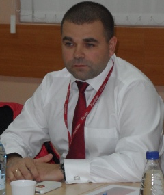 Андрей Волков