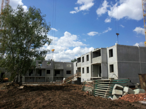 Дом по улице Молодова, 24 в Омске Дом по улице Молодова, 24 в Омске