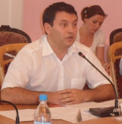 Манвел Мажонц