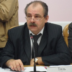 Анатолий Тиль