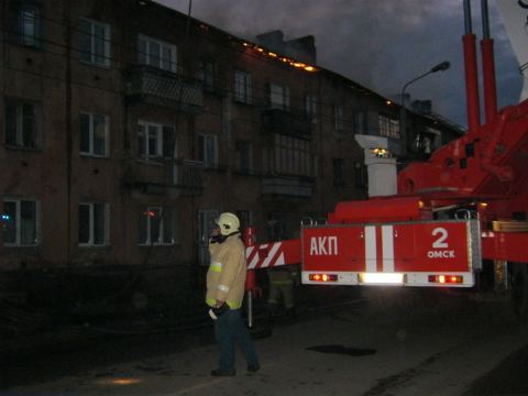 Пожар в дома № 199 по улице 5-я Северная в Омске