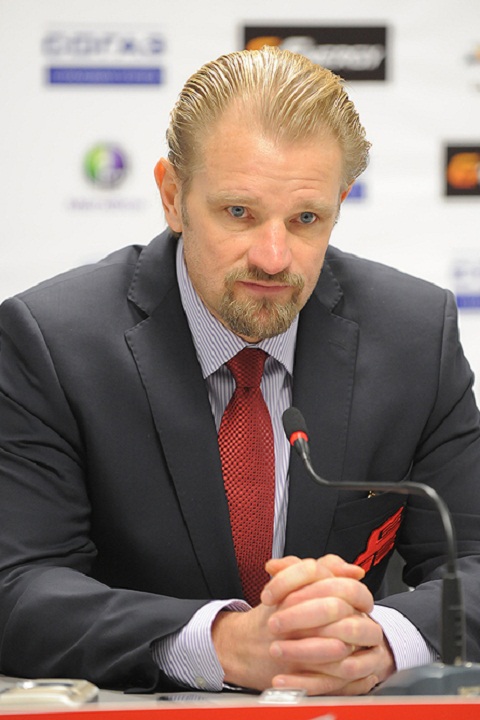 Главный тренер "Авангарда" Петри Матикайнен