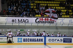 "Авангард" побеждает "Барыс" в Астане