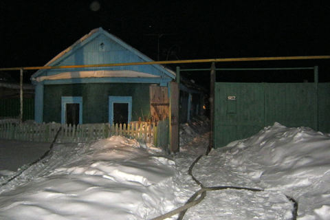 Пожар в Калачинске в частном доме по улице Школьная Пожар в Калачинске в частном доме по улице Школьная