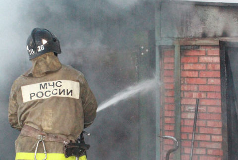 Пожар в доме по улице 4-я Линия в Омске