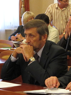 Виктор Белов