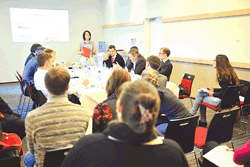 в гостинице &laquo;Ibis Сибирь&raquo; прошел круглый стол на тему &laquo;Инвестиции в эпоху кризиса: в поисках стабильности&raquo;. 