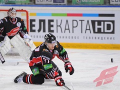 "Авангард" проиграл "Трактору" два матча подряд "Авангард" проиграл "Трактору" два матча подряд