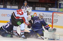 Омский "Авангард" проиграл новосибирской "Сибири" со счетом 0:3