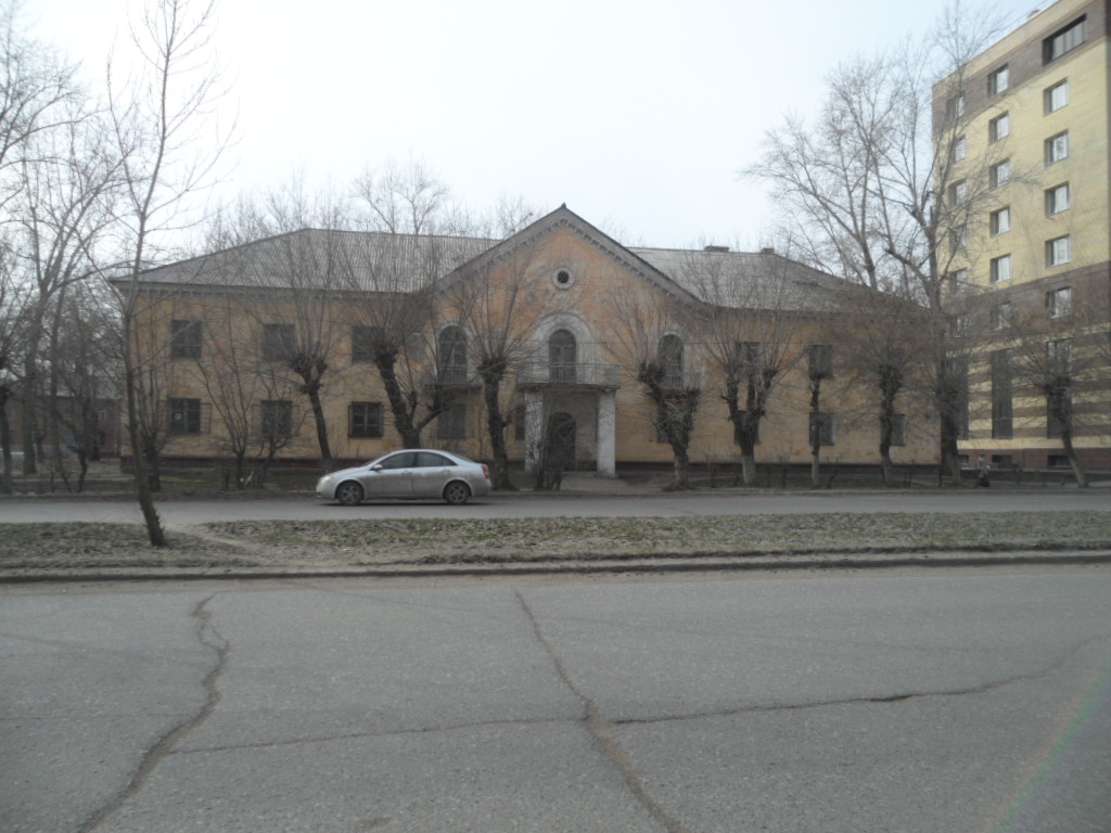 Жители против &laquo;захватчиков&raquo; из университета