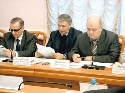 Кто возьмется за бесхозное жилье?